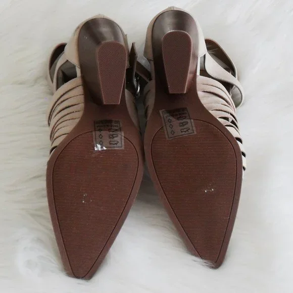 Qupid Light Tan Faux Suede Shoes - Size 9 - Picture 8 of 10